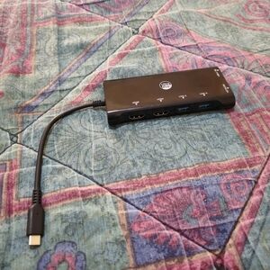 Ultra Pro Elite USB-C Multiport Hub with Power Pass-Through 53825 BRAND NEW